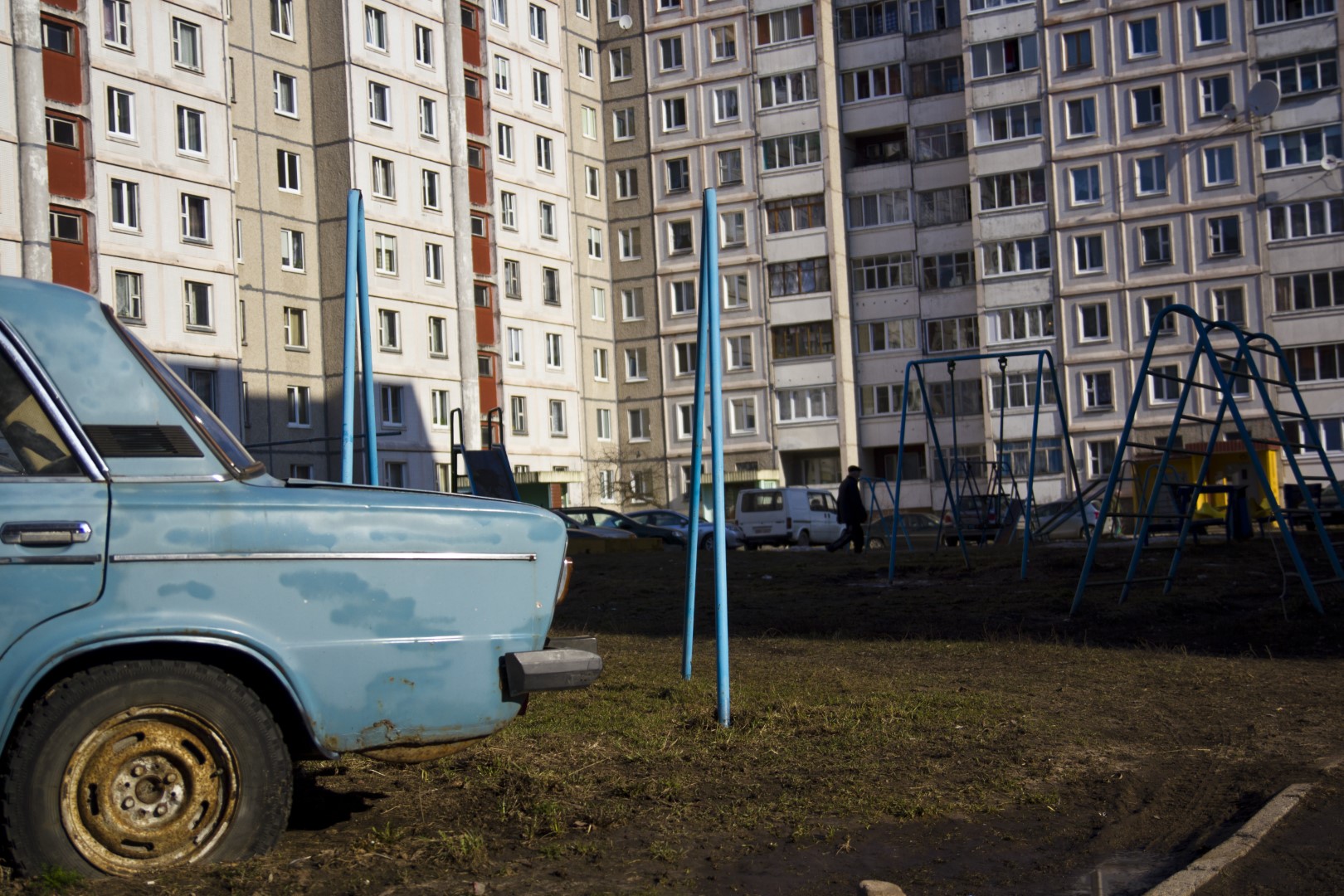 Belarus - old car infront of building